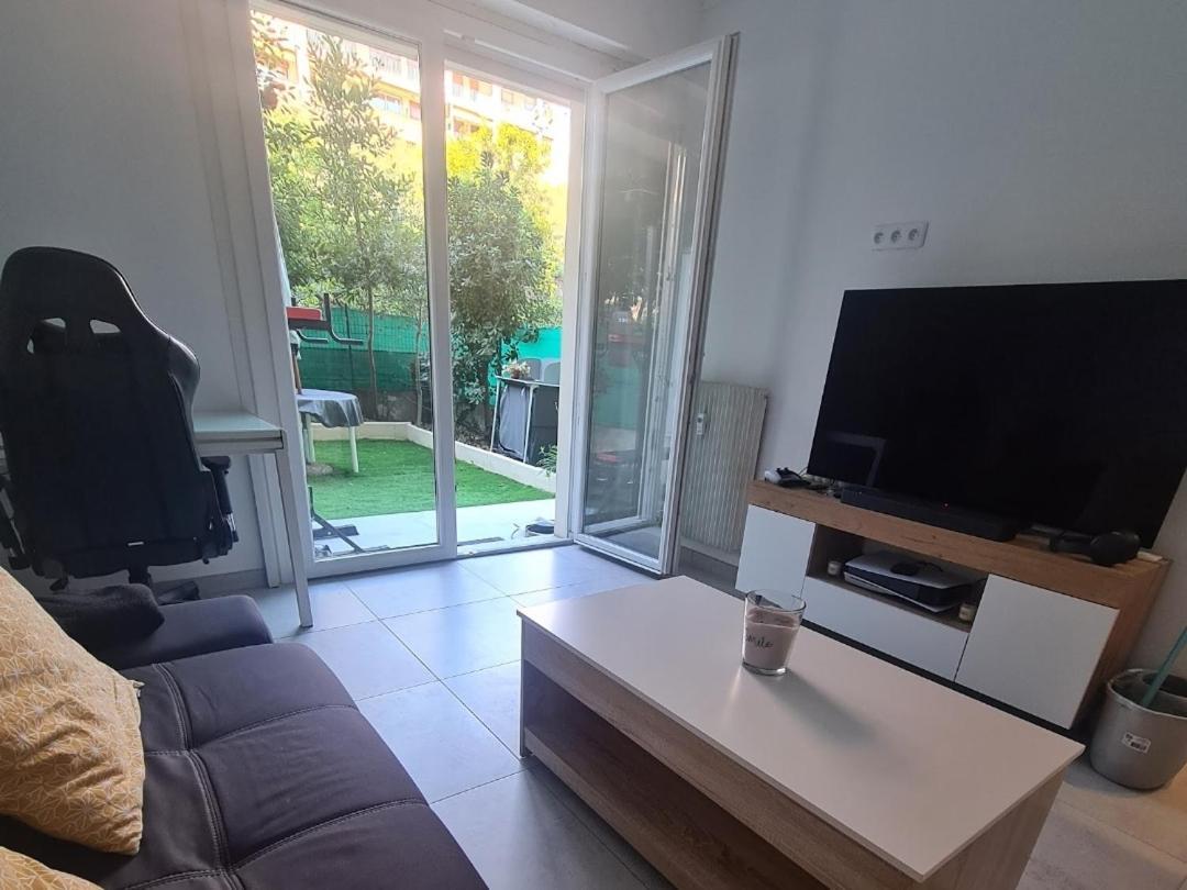 Menton, Appartement/Jardin, Proche Mer Et Centre Esterno foto